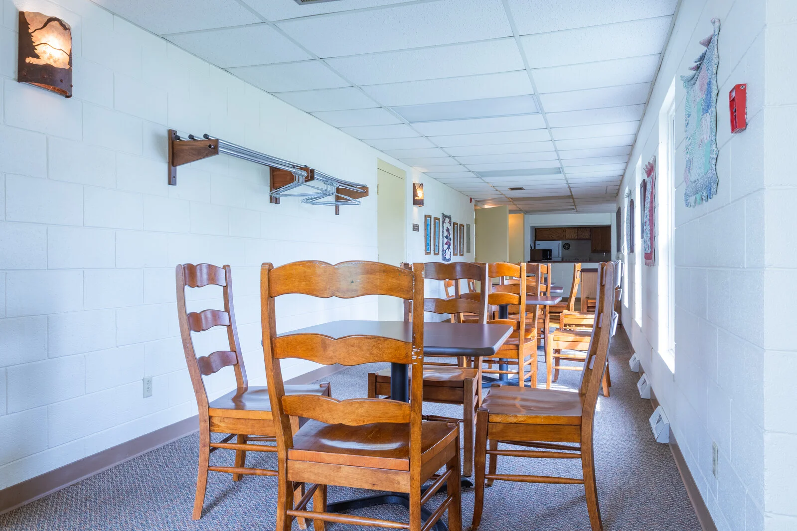  2025/04/Lone-Tree-Lodge-Meeting-Room-3.jpg 