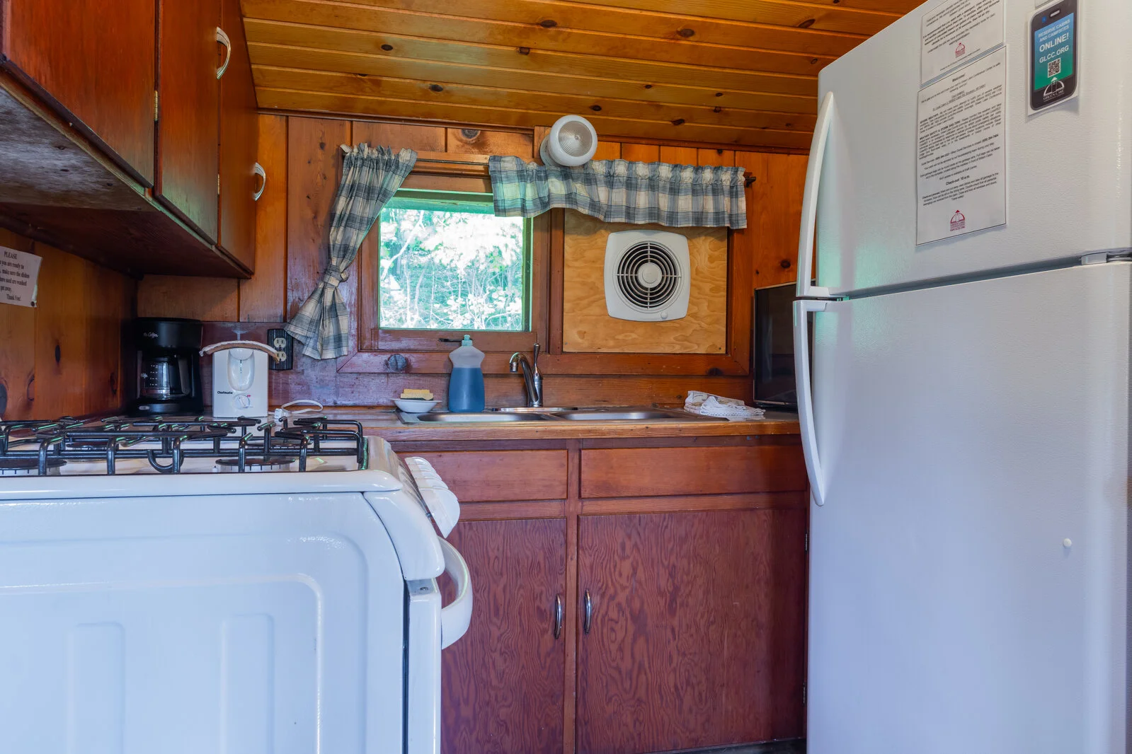  2025/04/St-Louis-2-Cabin-2.jpg 