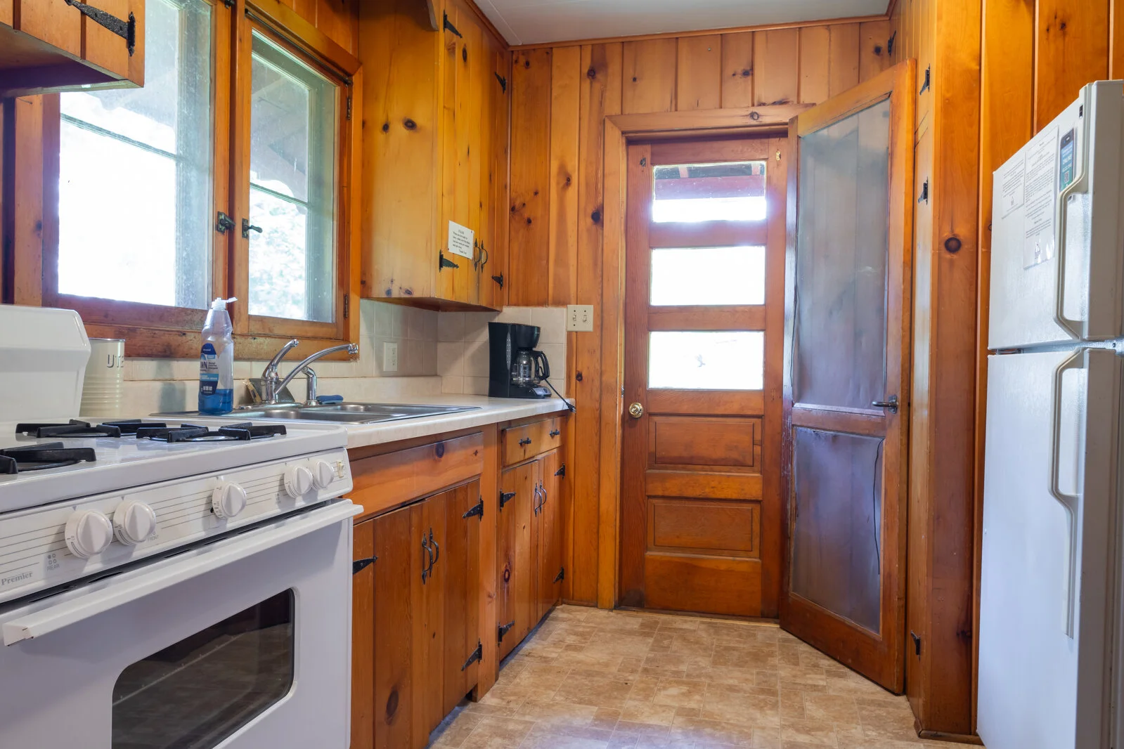  2025/04/Tompkins-Cabin-3.jpg 