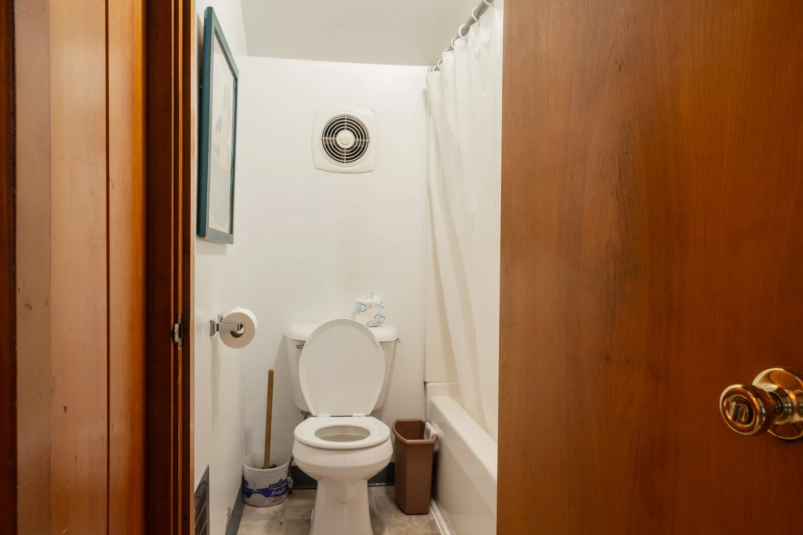  2025/04/Tompkins-Cabin-4.jpg 