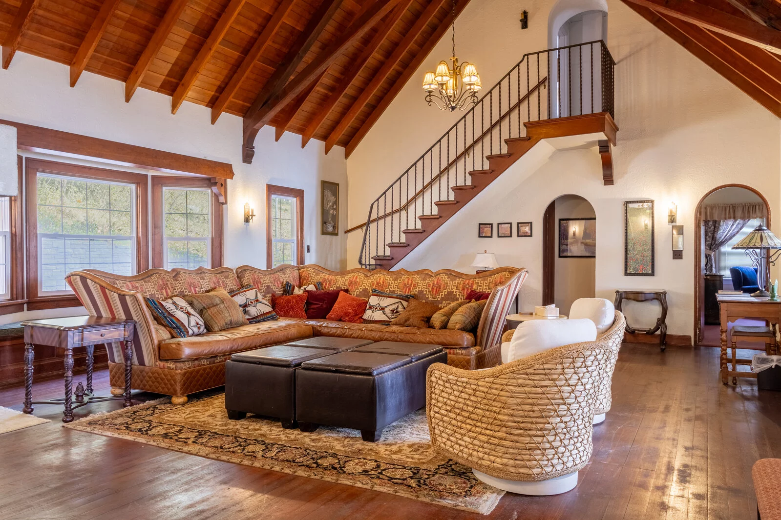  2025/04/robbins-house-2024-01.jpg 