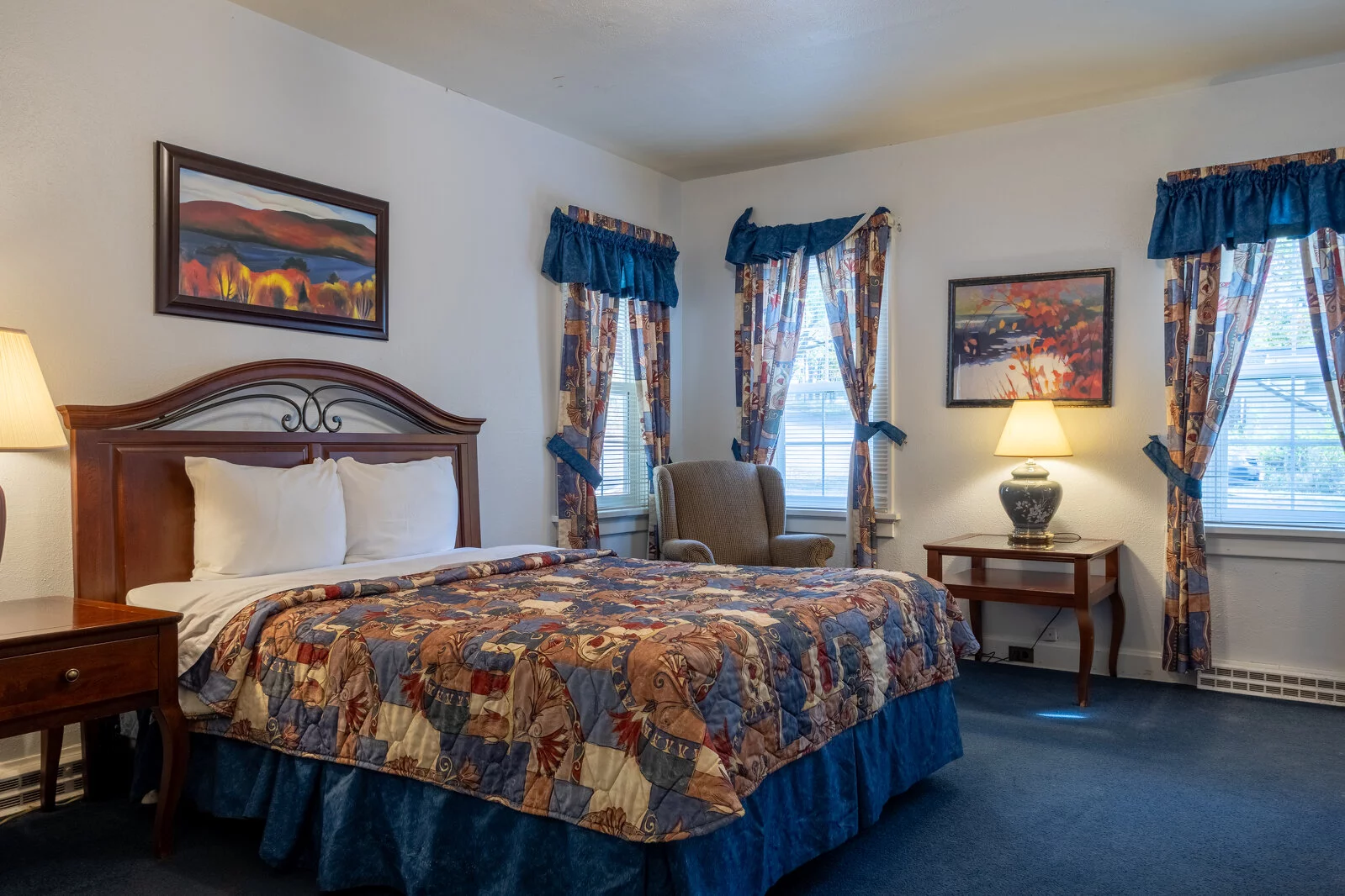  2025/04/robbins-house-2024-10.jpg 