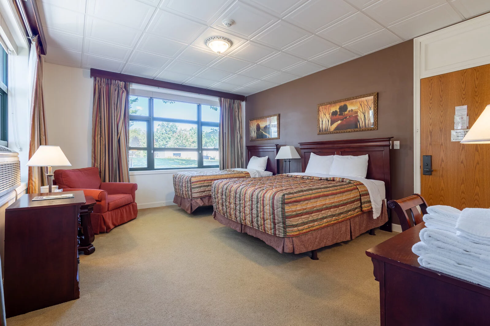  2025/04/roger-williams-inn-2024-05.jpg 